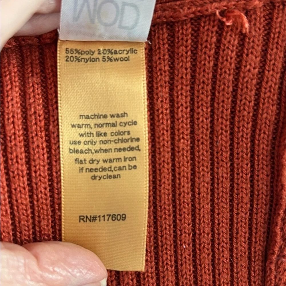ModBe Retro Styled Burnt Orange Cardigan (Size S)